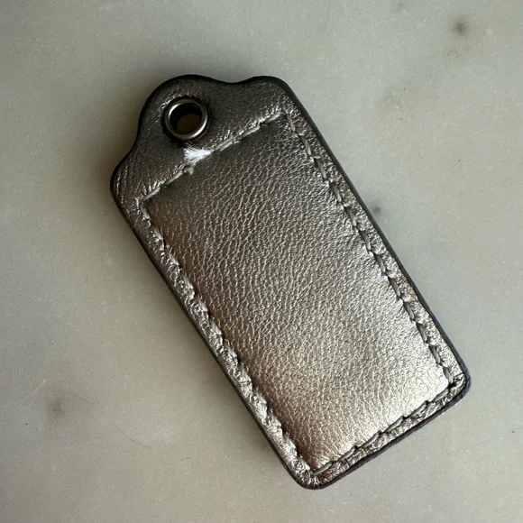 Coach Metallic Gray Silver Leather Hangtag - Picture 2 of 6